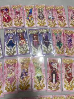 老师们，最近在家里发现了小花仙的绝版淘米卡，想问问价格