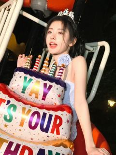 鞠婧祎6.18生日快乐