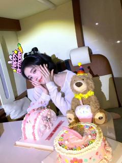 鞠婧祎6.18生日快乐