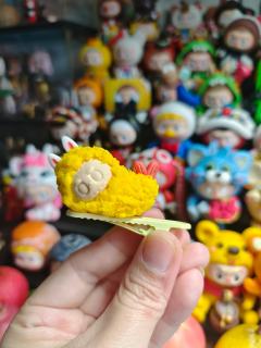 拉布布炸虾溢价太严重了，抽也抽不中，买也买不起，我还是自己捏