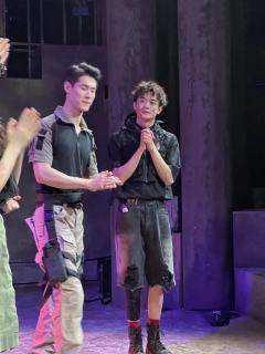 ❗️《末日乐园:绿洲》沉浸式拉满💯
刚从《末日乐园:绿洲