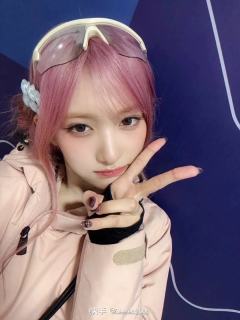 Kpop女爱豆二选一(*≧ω≦)安宥真和李瑞