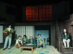 几年前看过原著,不同于东野圭吾一般的悬疑风中,更多是对人性黑