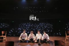 外面的世界很宽广,很大
不要带走莎罗朱,我想每个夏天都开学!