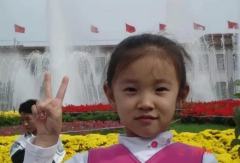 雨琦从小就可爱哈。