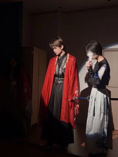 杀戮不是原罪,
野蛮也不是原罪,
弱小才是。
店家: @妖