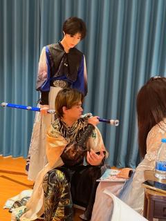 杀戮不是原罪,
野蛮也不是原罪,
弱小才是。
店家: @妖
