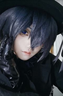 女王的看门狗♡
啵酱黑玫瑰ww