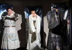 “只叹旧时清影不照今时忧”
方生方死,方死方生。——“江河万