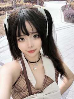 “我们来跳舞吧，但要小声一点，别吵醒了罗马。”

🌈体验店