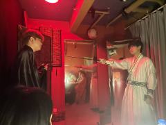 “她自泥泞中挣扎而出，却将你托举至光明”
“可长大后你才明白