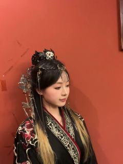 “你与他的万劫不复，总好过，天下黎民的粉身碎骨。”

一句话