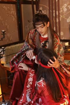 人数:3男3女
体验时长:7小时左右
类型:古风|情感|穿书
