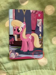 你虽然和她有着同一个名字，却有着完全不同的性格