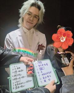 公元2025.5.27重生之羌医生是我们整车的“玩具”。（某