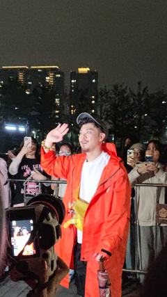 [电影R] 酣畅淋漓的一场观剧，故事如果深究权谋争斗是完全不