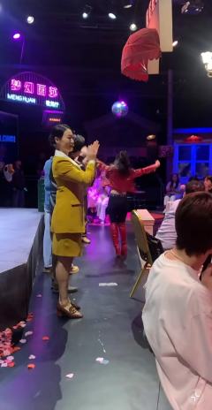 "我天！《大真探赵赶鹅》这神剧太上头了！案子一个比一个刺激，