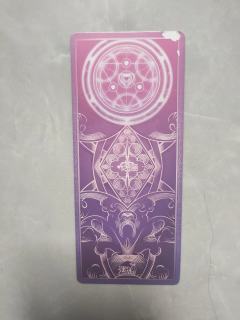 500多块钱的卡被我搞得这么多瑕，我刚开始还不知道它这么贵，