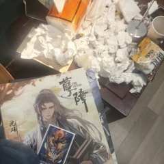 微剧透测评🥰🥰🥰🥰
体验角色:沈确 演绎表↓
黑衣人