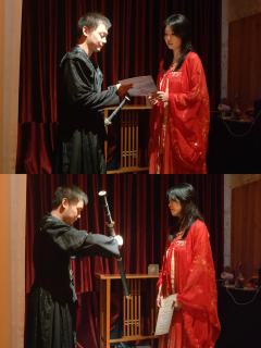 “我与凌青，可堪相配？”
“凌青不配，但求殿下，为臣屈尊。”