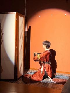 “所以这世间啊,即使是神灵,最害怕的也是被世人遗忘。”
体