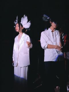 #向生而死 点映测评
⚠️这不是一个纯粹的情感本!
⚠️这