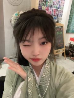 一场关于李家人和柳家人之间的爱恨情仇！
类型：古风  城限 