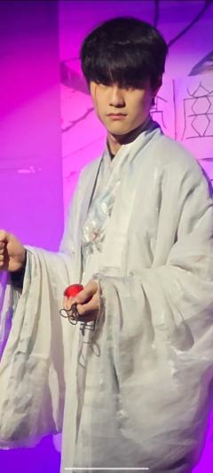 叶辰终于圆梦被吊死在星宿大阵之中了!!!!!
特别鸣谢月亮上