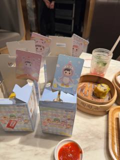 好幸运啊！大隐藏小隐藏一起出。买四个出了俩隐藏，大隐藏还是冲