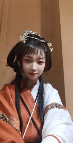 【含剧透】(一丢丢啦~)
以下是成都·雪中行剧团《摘星书院》