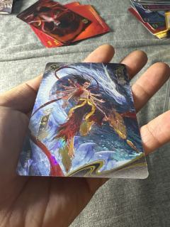学校门口买的，两盒里出来的3张。帮看下真不真，顺便问下有人要