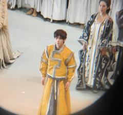 首先说一下剧院，邯郸大剧院音响是真的很好，好几首歌都唱的很爽