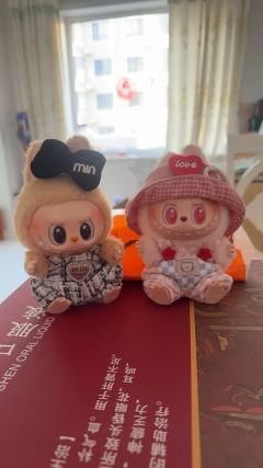 为什么我的眼巴巴比羞答答小一圈！