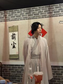【含剧透】
一辈子为师父沉沦🥹
喜欢谢泠爱谢无双师父线的快