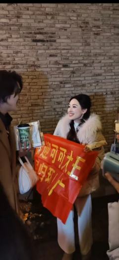 315小杰克顾可 gyg又在看鸟啊
剧没什么好re的,甚至