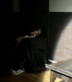 “我不是丢下你”
“即使以后我不在你身边,也要自己摸摸自己的