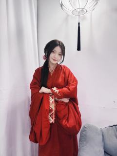 满分的店家/DM，满分的车友～❤️
《空山》负分的作者，给这