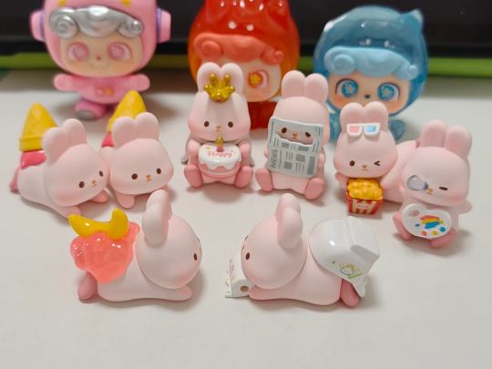 摸摸兔实在美丽