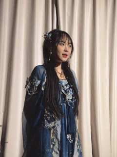 乱出天际,乱到要打架
类型:情感,沉浸,演绎,乱
体验角色: