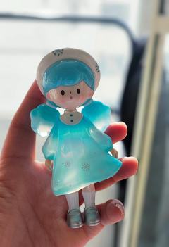 这个娃真的很精灵，还没想好怎么给她做一些配饰，搭个什么小景会