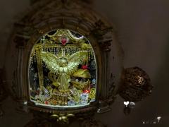 sp绿野-【救赎】
“权利和公平，自由和牺牲。
天使与财富，