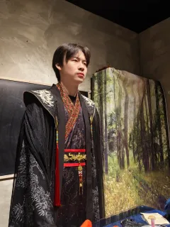砂器牛X,这句话我已经说腻了。
改版后的《晦夜十三年》几乎就
