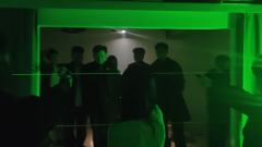 “现在去把他们全部鲨掉！！”
体验剧本:多蟲天
体验角色:G