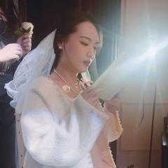 午后的饕餮盛宴,是一场葬礼的序曲。宾客沉迷于享乐,并未察觉死