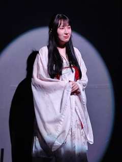 “阿绿姑娘,真心从来没有错”
📖剧本类型:古风情感/南墙特