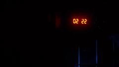 🤍一些背景
《2:22》的编剧丹尼·罗宾斯是着迷于超自然事