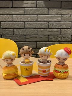 Dimoo✖️麦当劳汉堡🍔早餐组合