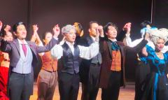 道林格雷的画像 3.22晚
三颗星 都给演员！
张泽 苗梦初