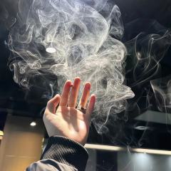 “因为有火,所以有烟”就像“咖啡因来自咖啡果,咖啡果是因,咖
