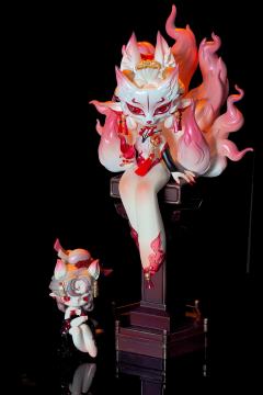 【彼岸花开，焰火升腾】
给我们九尾狐和彼岸小宝来一组写真
狐